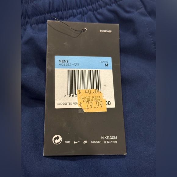 Nike Men’s Dri-Fit Shorts - Picture 2 of 4